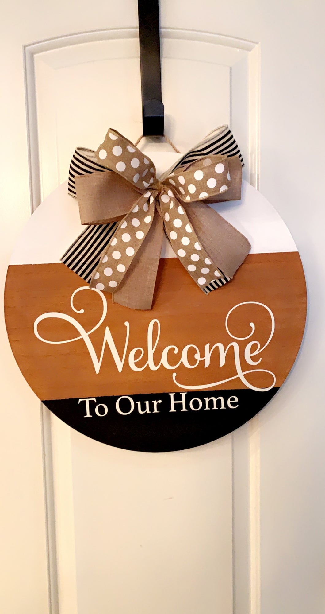 Welcome Door Hanger w/ Exchangeable Bows